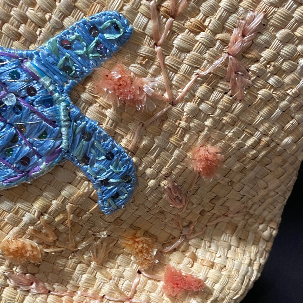 Vintage Straw Tote with Blue Turtle Design bag - Picture 6 of 16